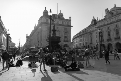 London_Piccadilly_Circus_950px-2